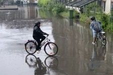 Kreiselfahren im Regen (Foto: so!mobil)